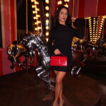 Lucy - Mirada que atrapa sonrisa que promete y un cuerpo que sabe exactamente lo que . Seguro y peli