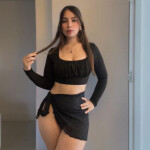 VALENTINA UNA LATINA MUY DIVERTIDA PARA HACER COSITAS SALIDAS 24 HORAS