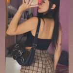 CARIÑOSA EXTROVERTIDA ATENTA LISTA PARA LA DIVERSION