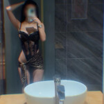 CHARLOTTE PRINCESA EXQUISITA CON ESTILO Y DISTINCIÓN