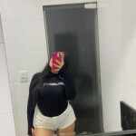 Katherine En la isla por poco tiempo