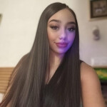 Estrella bonita colombiana adorable y encantadora