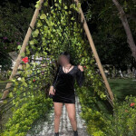 DANIELA ENCANTADORA DELGADA FEMENINA