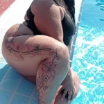 Canariona con curvas