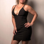 LUcI 40 BRA𝑠ILEÑA c𝑜N E𝑥PERIENcIA 𝑞UE 𝑠ABE c𝑜 m𝑜... LR