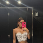 Chica y guapa colombiana en Marbella