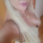 CAROL PRINCESA EXQUISITA DE SONRISA