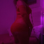 SOY VALENTINA MASAJISTA LATINA QUE DESPIERTA TUS SUEÑOS MÁS OCULTOS