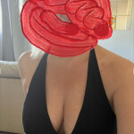 Por pocos dias española de paso