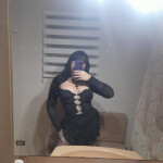 Leaa jovencita y atractiva