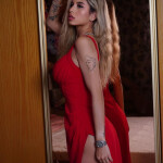 THALIA THALÍA BOMBÓN EXQUISITO QUE ENAMORA CON SU SONRISA