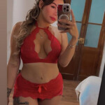 Laura extrovertida a