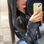 Lizzety dulce y encantadora jovencita