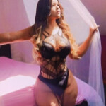 RECIEN LLEGADA LATINA SIMPATICA TB HAGO SALIDAS