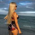 Colombiana delgadita e independiente PLAYA DEL ACEQUION