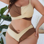 Española cordobesa Lola curvy