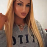 Quieres conmigo ? ven ahora