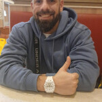 Soy carlos - Soy carlos un chico extrovertido me gusta soy guapo algo moreno con si quieres no dudes