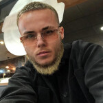 FTM PARA SESIÓN - Mi nombre es Hugo Lamborghini tengo 25 años y escondo algo debajo de mis . No todo