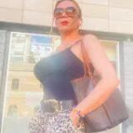 ANA CLAUDIA TRANS GUAPA Y FEMENINA COMPLETA