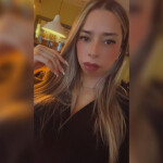 Hermosa brasileña de visita en Sevilla