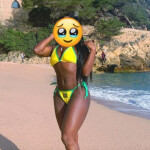 Hola soy Nikol una linda latina