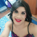 Linda trans bajita educada y demás