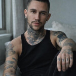 Aaron trans - Soy Aaron 26 años transexual nací mujer guapo masculino tatuado sano y educado par tus