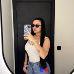 EIMY ESA CHISPA LATINA QUE NECESITAS