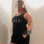 Rubia Despampanante Curvis Simpática