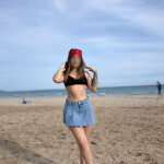 Michelle - Hola soy Michelle una chica colombiana alegre educada y con una energía muy positiva. Me 