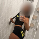 Hermosa - Hola soy nueva en la isla soy una hermosa de curvas hermosa buenos hermosa cabello largo c