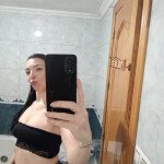 Sara española simpática