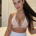 ENCANTADORA MUCHACHA NUEVA