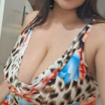 LATINA Y JOVENCITA EN ELCHE