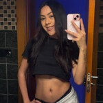 Colombiana dulce con energía latina