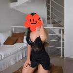 Masaje salida en coche morena latina