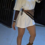 Latina joven y disponible