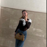 Nayara - Soy Nayara tengo 20 años me encuentro en vecindario soy de nacionalidad española. Si quiere