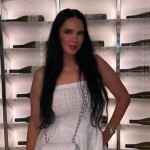 MONICA ITALIANA ÚLTIMOS DÍAS LA LINEA