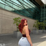 Andrea sevillana pelirroja