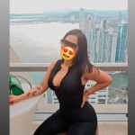 Andrea - Hola soy una chica cariñosa recién llegada a Zaragoza con ansias de hacerte sentir bien en