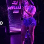Colombiana - Hola soy andrea una chica llena de ganas de vivir y soy una chica muy y li.pia en lo qu