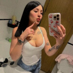 Shntal - Hola mi amor soy shantal una tierna latina de 22 añitos soy una hermosa peli negra piel can