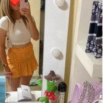 JULIA ESPAÑOLA 23 - Hola chicos me considero una chica muy simpática cariñosa y sobre todo muy atent