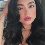 Dahiana mujer exótica elegante y