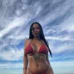 Morenita cuerpo de vuelta a la isla