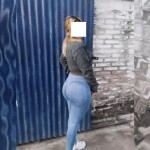 EN ICOD GUAPA RUBIA SALIDA Y COCHE