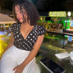 CAMILA JOVENCITA DE PASO POR BARBASTRO PARTICULAR SALIDAS 24HS