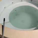 Chica de ojos azules y pelo largo